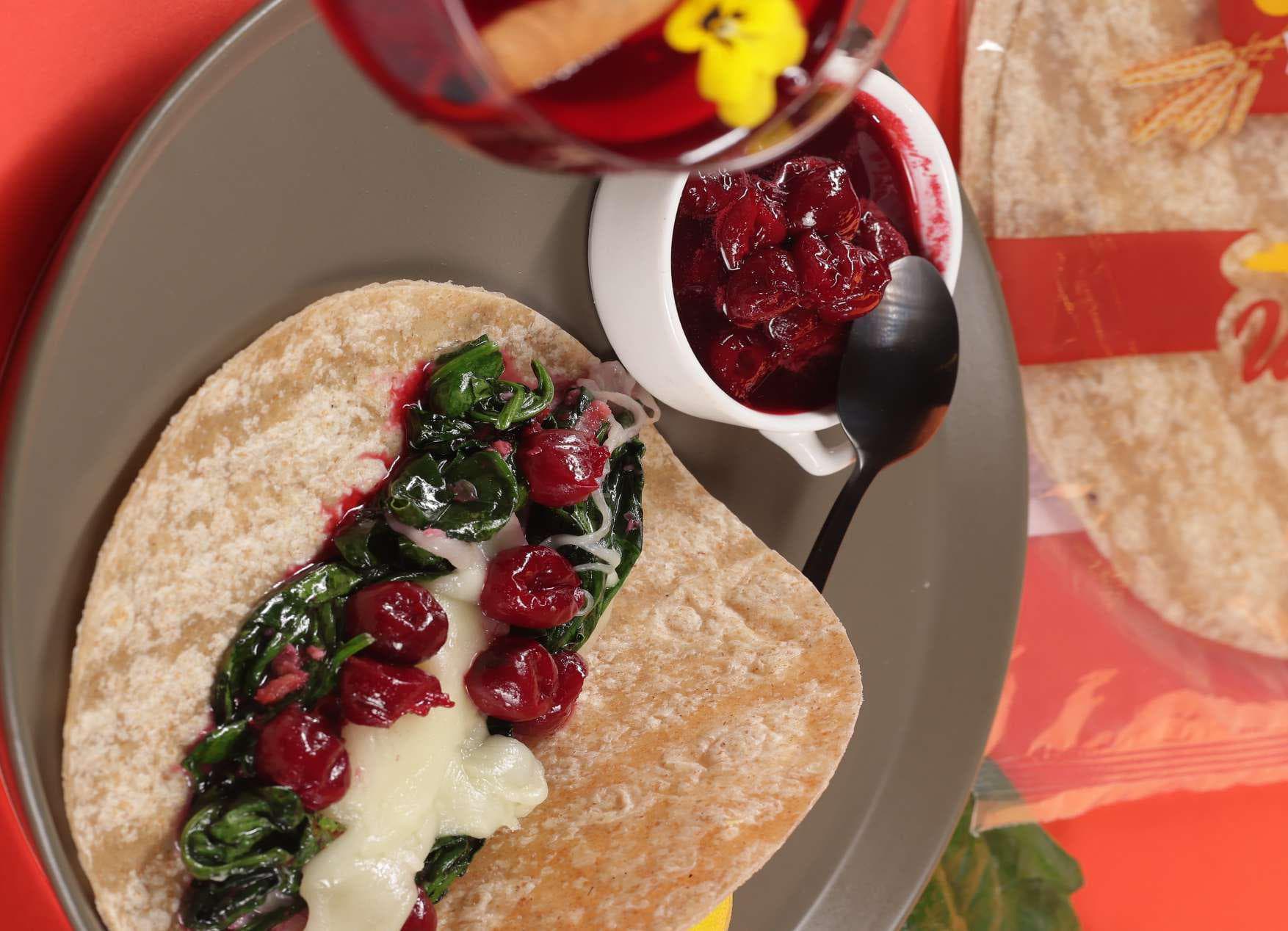 Wrap tortillas foodservice — mid-size flour tortillas for sandwich wraps, paninis and food-to-go